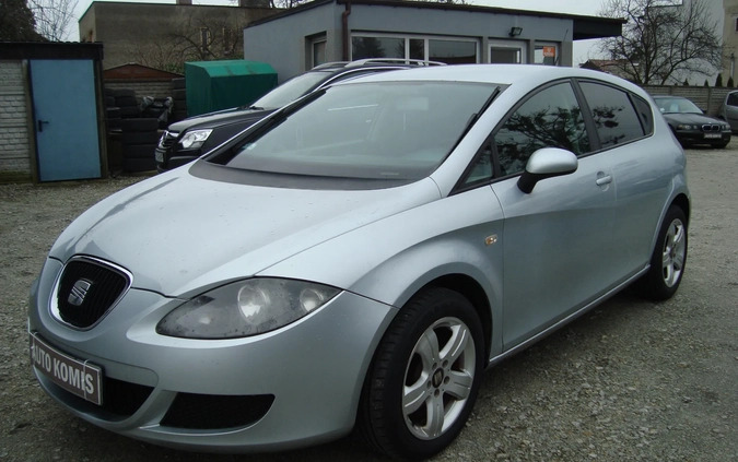 Seat Leon cena 13900 przebieg: 220000, rok produkcji 2006 z Łomianki małe 56